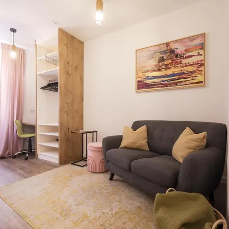 Charming In Center شقة *