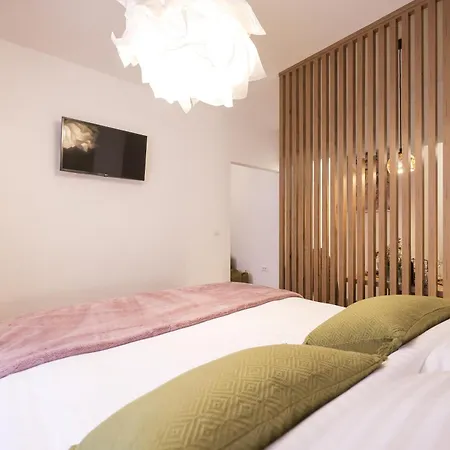 Apartment Charming In Center Zadar